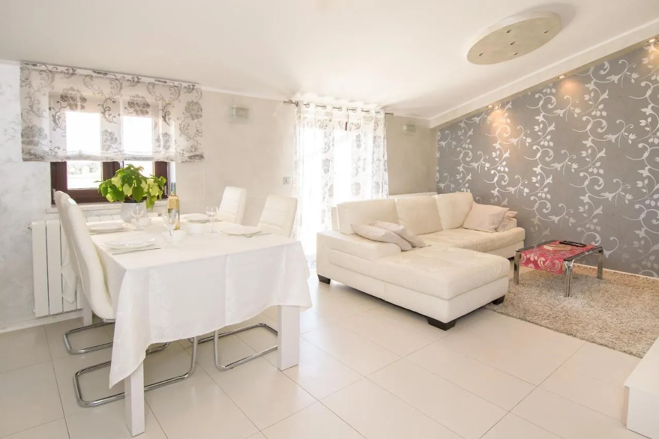 Apartments Dora Poreč