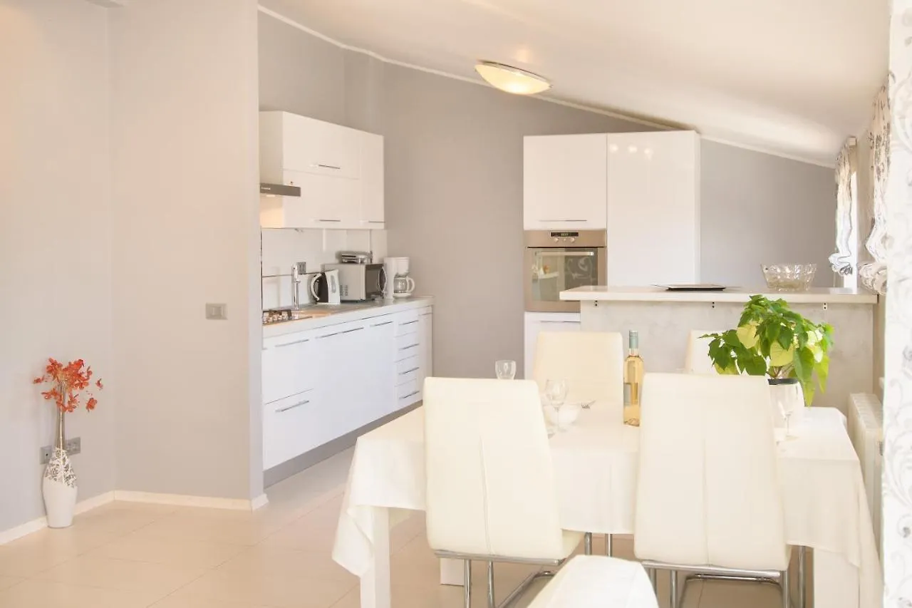 Apartments Dora Poreč Chorvatsko