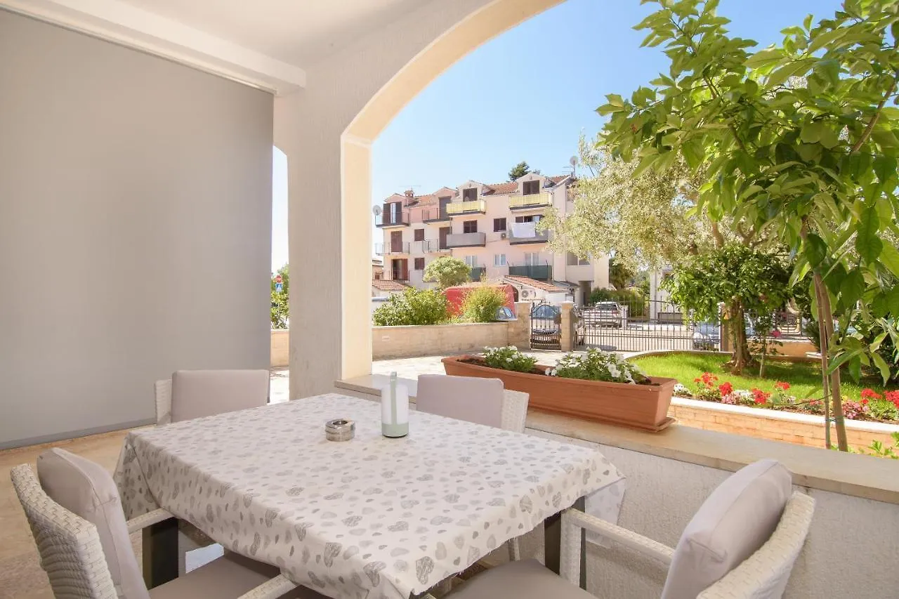 Apartments Dora Porec
