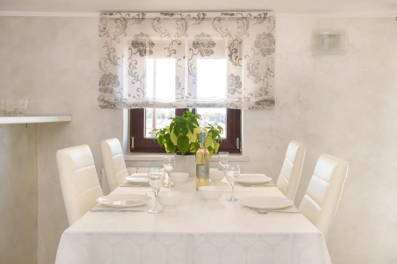 Apartments Dora Porec